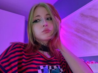 JulianaNoars shows