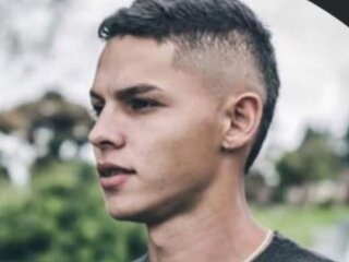 NoahMaz live